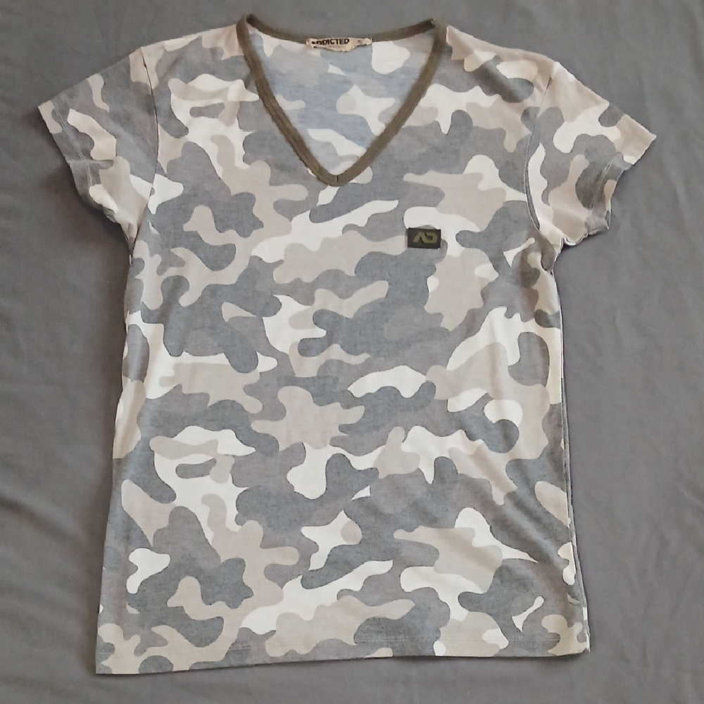 Addicted Brands Camouflage Short Sleeve Tee - Gray and White